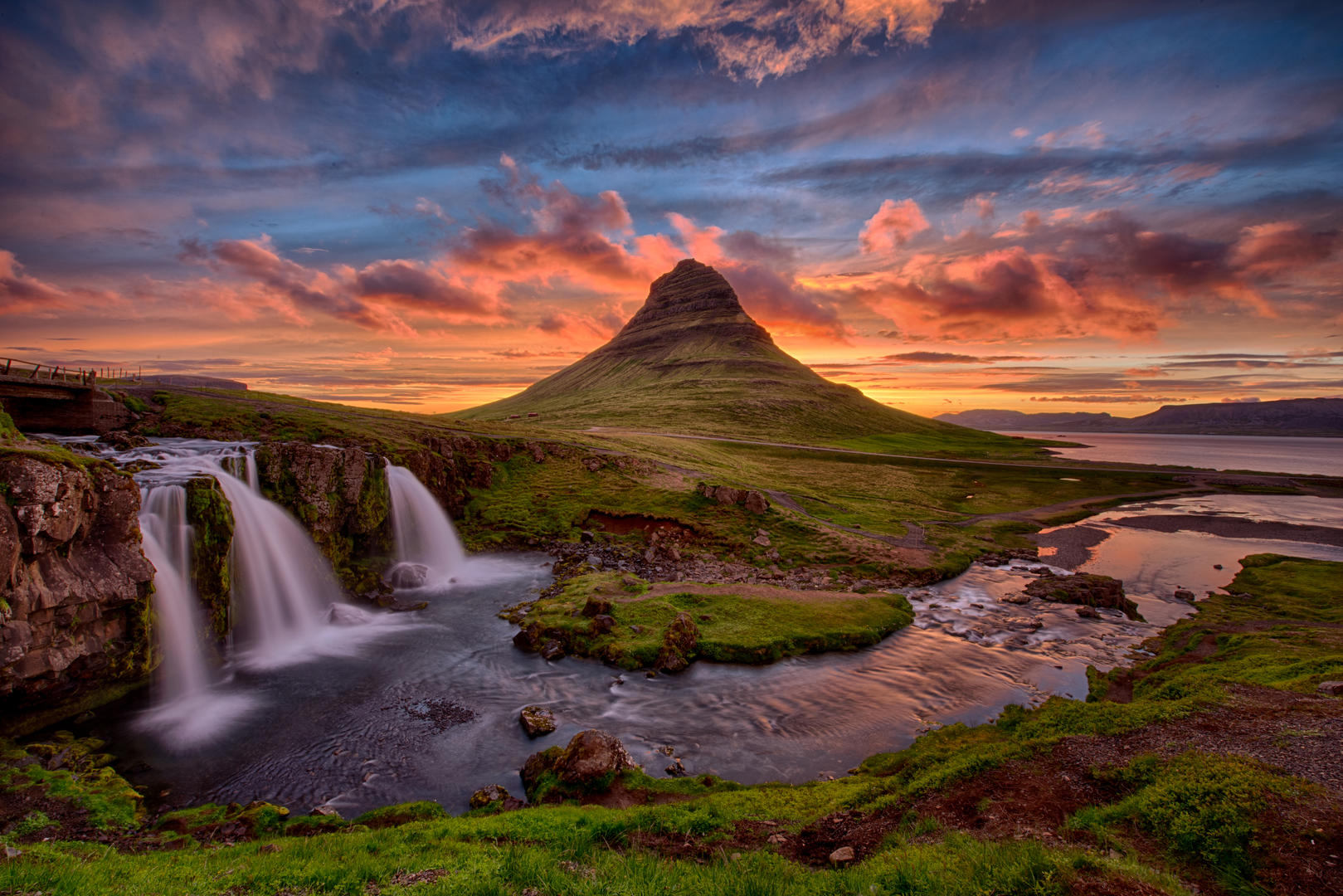 Brief and entries | Waterfalls in Colour - Waterscape photo contest ...