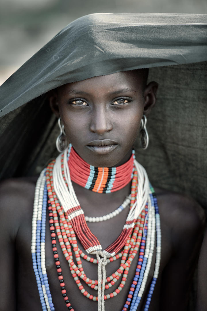 Human Female Portraits - Portrait photo contest | Photocrowd photo ...