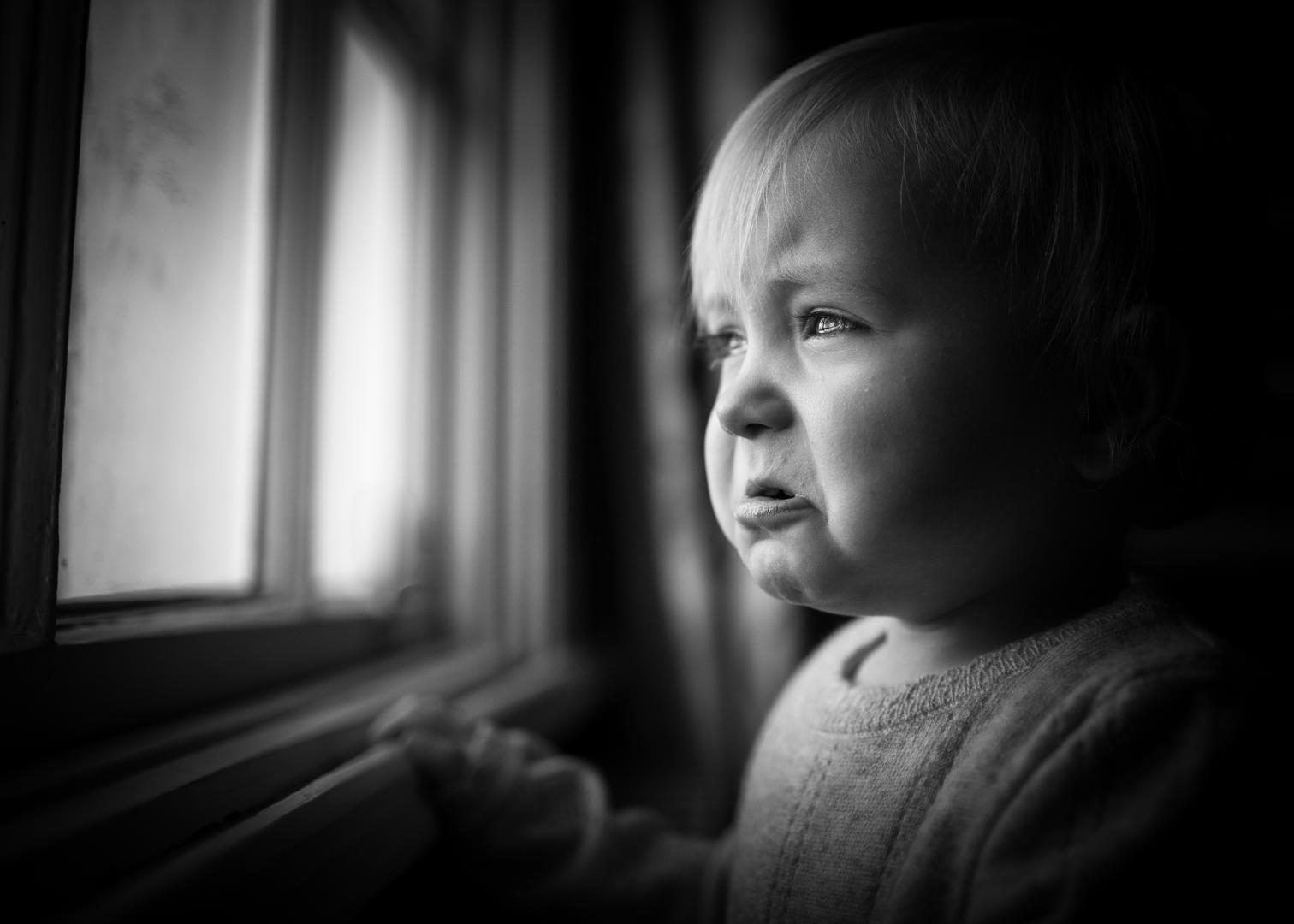 people-s-facial-expressions-in-black-and-white-portrait-photo-contest