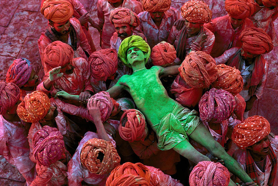 7 things by Steve McCurry to keep in mind while taking a good picture